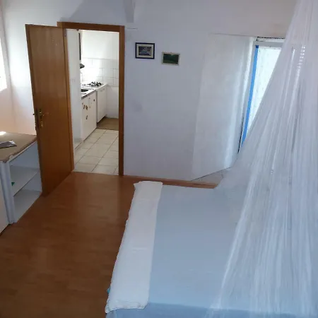 Apartman Bajto Katica * Nečujam