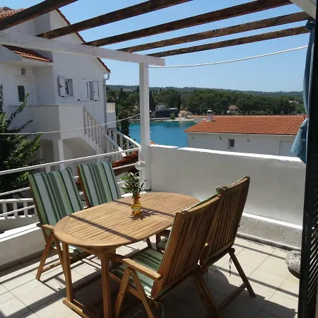 Apartman Bajto Katica Lägenhet *
