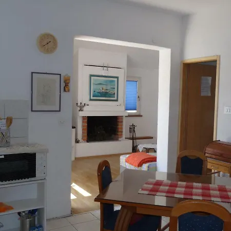 Apartman Bajto Katica * Nečujam