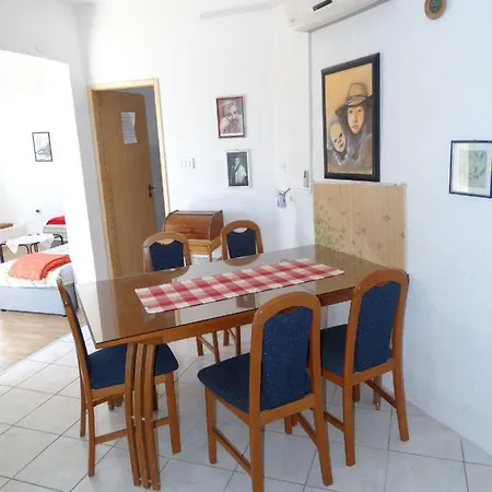 Apartman Bajto Katica Lägenhet *